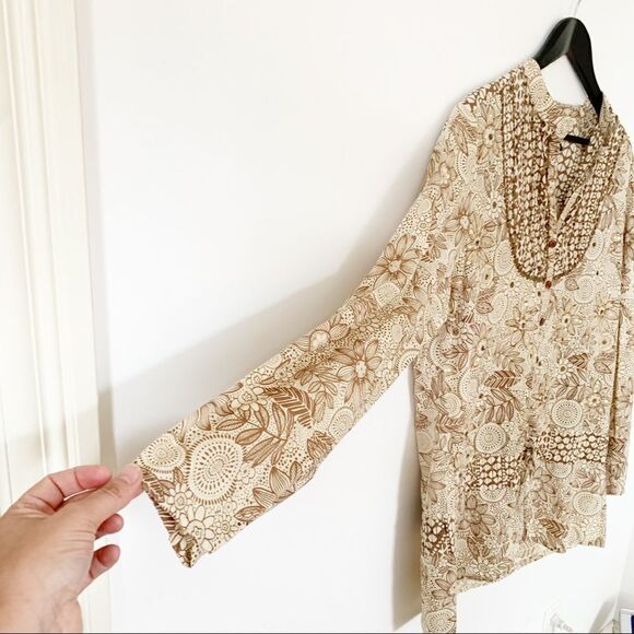 Request Gold Beige Tans Gold Sequin Floral Print Button Down Tunic Blouse - Picture 3 of 6